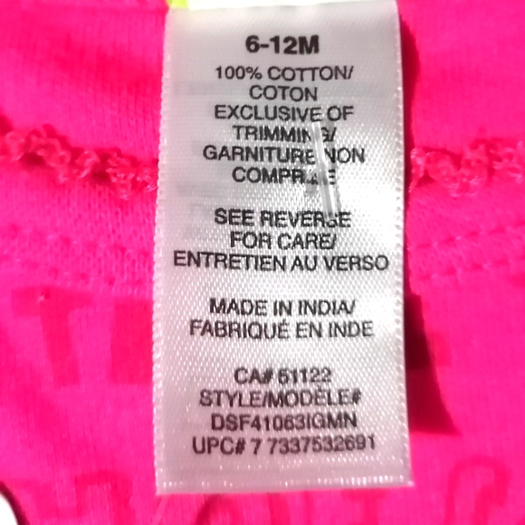 🔥SALE🔥 Disney Minnie Mouse Long Sleeved Onesie Bodysuit NWT Size 6-12 Months - Picture 4 of 5